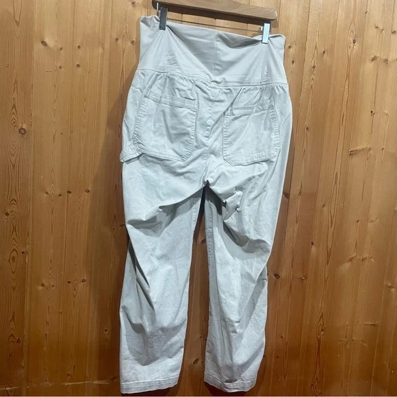 Maternity Utility Pant - Picture 7 of 9